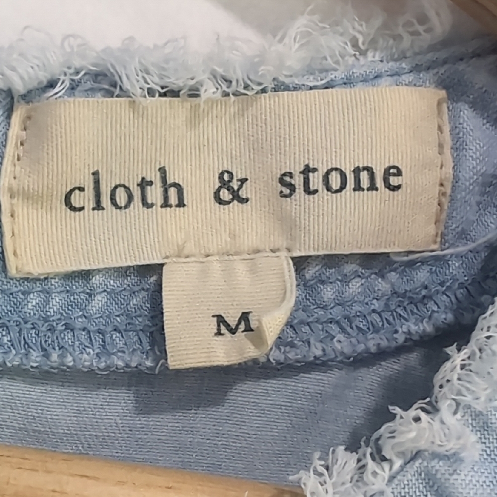 Cloth & Stone Anthropologie Blue Polka Dot Sleeveless Crop Top Size Medium - Picture 2 of 6